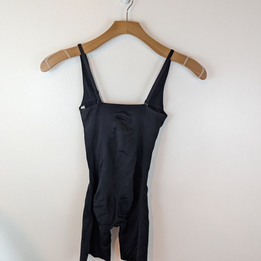 Assets by Spanx Open Bust Bodysuit Shapewear, Sz XL - Picture 2 of 3